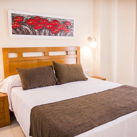 Apartamentos Fenix Beach روكيتاس ذي مار المظهر الخارجي الصورة