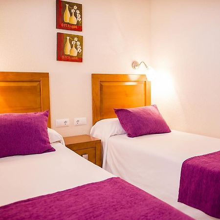 Apartamentos Fenix Beach روكيتاس ذي مار المظهر الخارجي الصورة