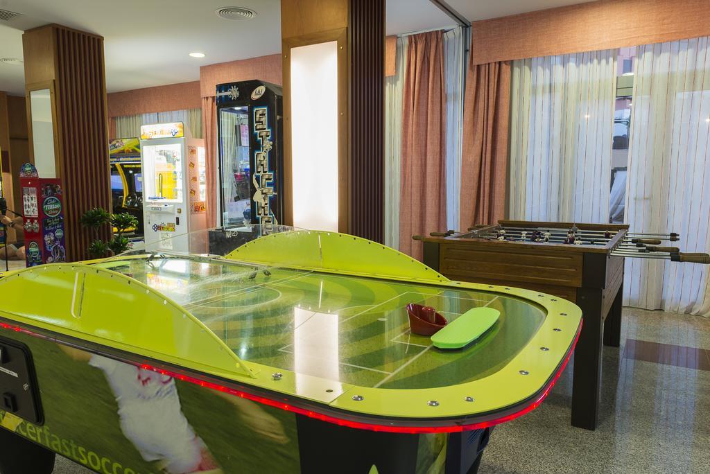 Apartamentos Fenix Beach روكيتاس ذي مار المظهر الخارجي الصورة