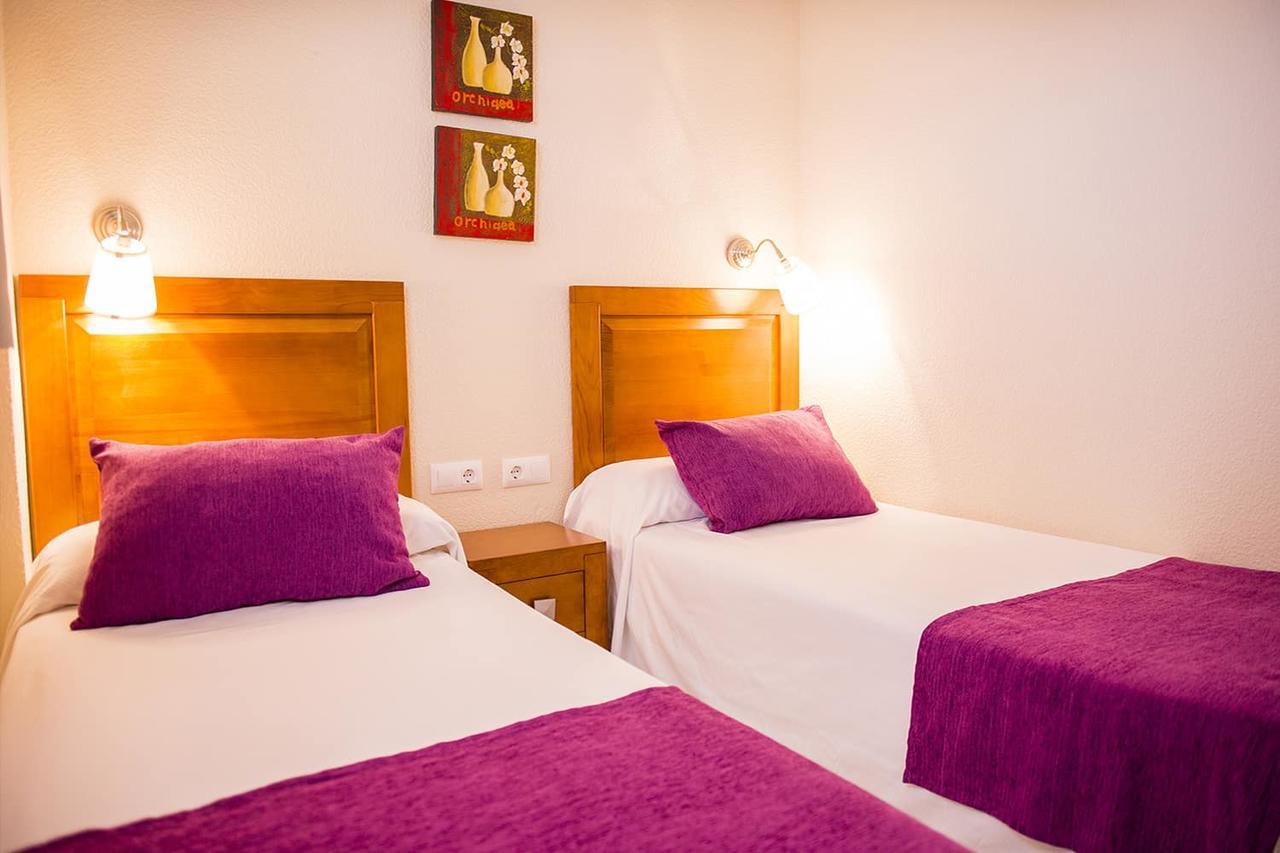 Apartamentos Fenix Beach روكيتاس ذي مار المظهر الخارجي الصورة